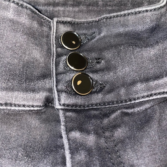 LUJURIA BUTT LIFTING FLARED JEANS - Picture 5 of 7